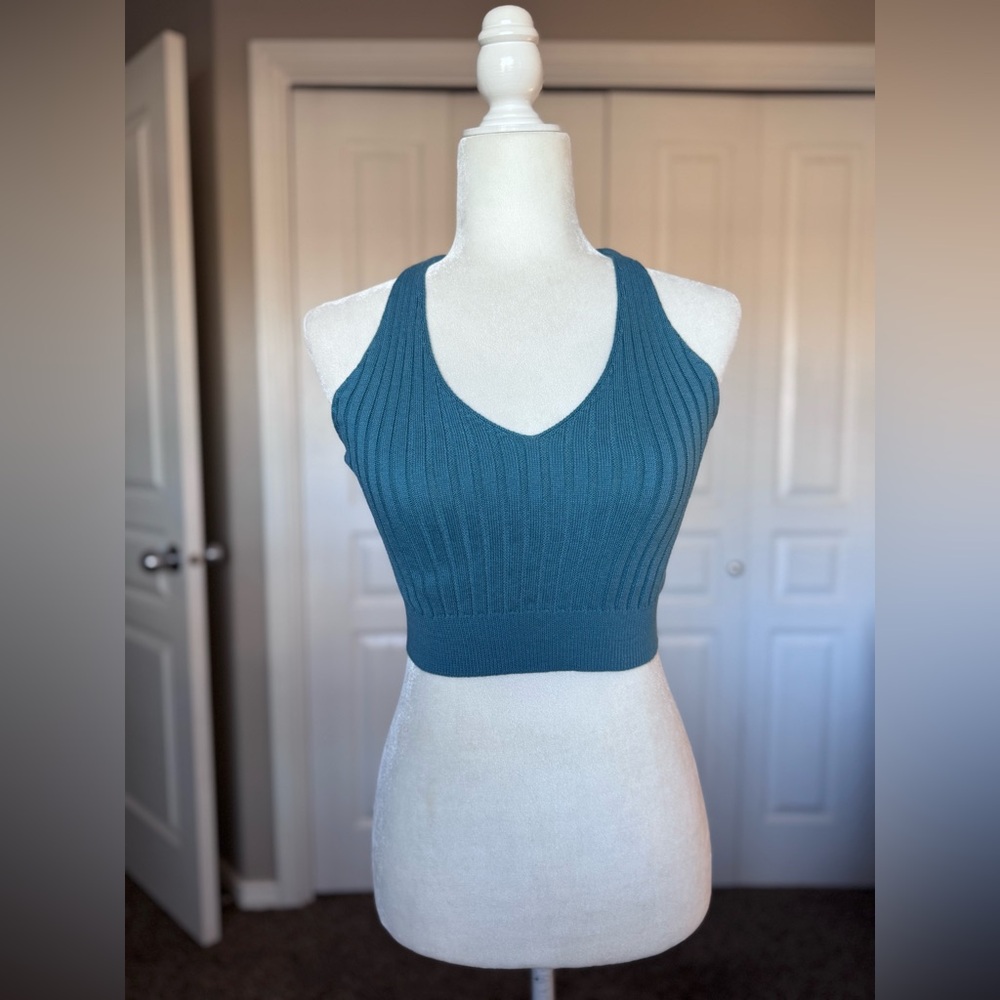 Kendall & Kylie Ribbed Knit Halter Top size Small